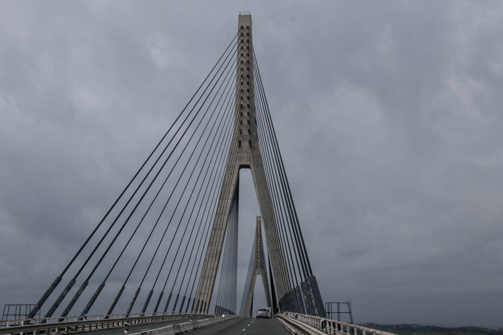 Grenzbrücke zwischen Spanien und Portugal